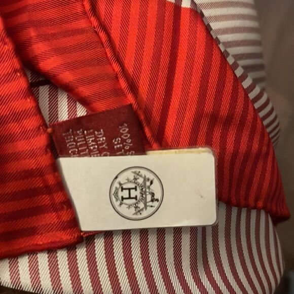 Hermes Bridges de Galla Large Silk Scarf - Picture 5 of 6